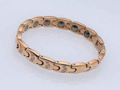 S918 - Edelstahl Magnetarmband mit Zirkonia-Steinen