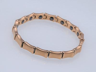 S1310-1 - Edelstahl Magnetarmband im Gold-Look