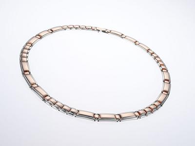 SN047 - Magnet Halskette mit Gold-Look